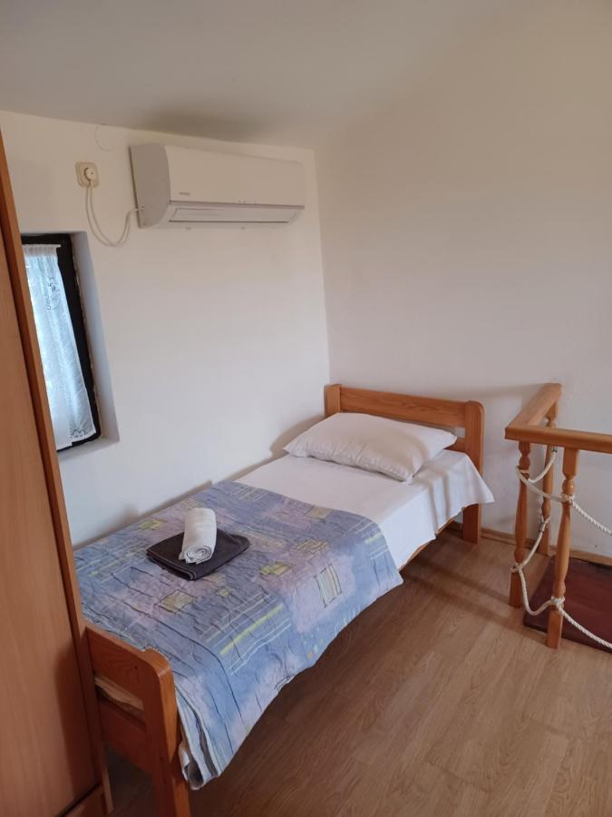 Apartment Mondo Baška Buitenkant foto